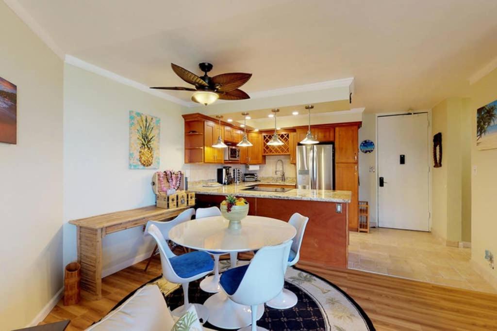 Appartamento Oceanfront Penthouse With Amazing Views At Kauhale Makai Kihei Esterno foto