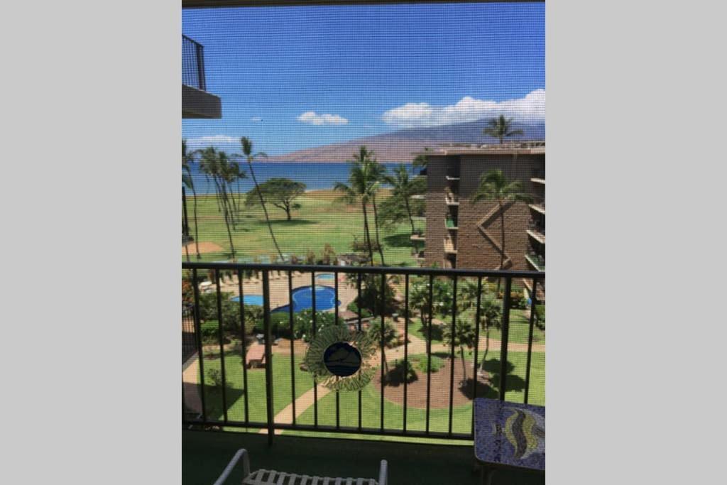 Appartamento Oceanfront Penthouse With Amazing Views At Kauhale Makai Kihei Esterno foto