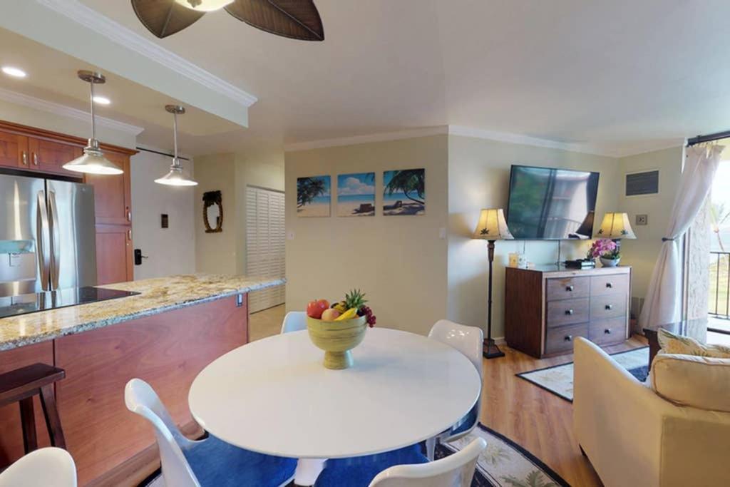 Appartamento Oceanfront Penthouse With Amazing Views At Kauhale Makai Kihei Esterno foto