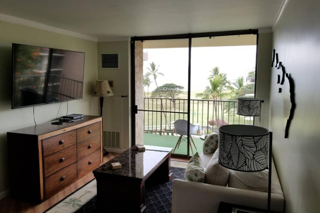 Appartamento Oceanfront Penthouse With Amazing Views At Kauhale Makai Kihei Esterno foto